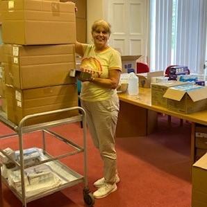 Staff story Staff with box